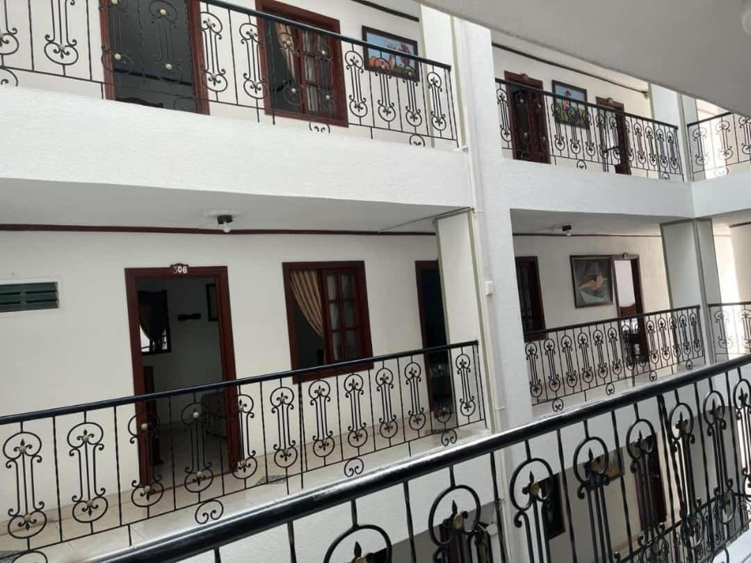 Hotel Davinci Calarcá Exterior photo